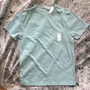 Old Navy Men’s Crew Neck Shirt